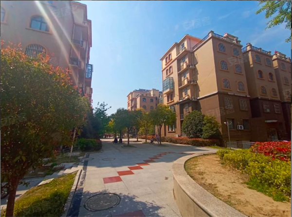 巴黎春天商铺巴黎春天商铺巴黎春天G11幢272